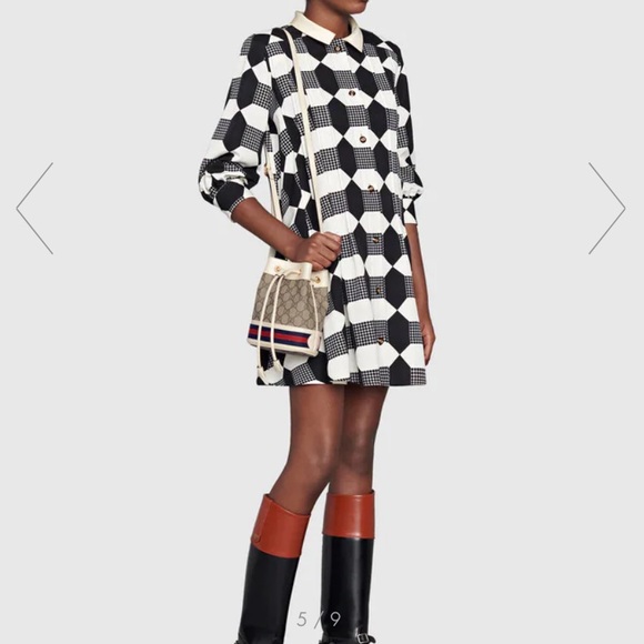 Small cinched Gucci crossbody - Picture 7 of 7